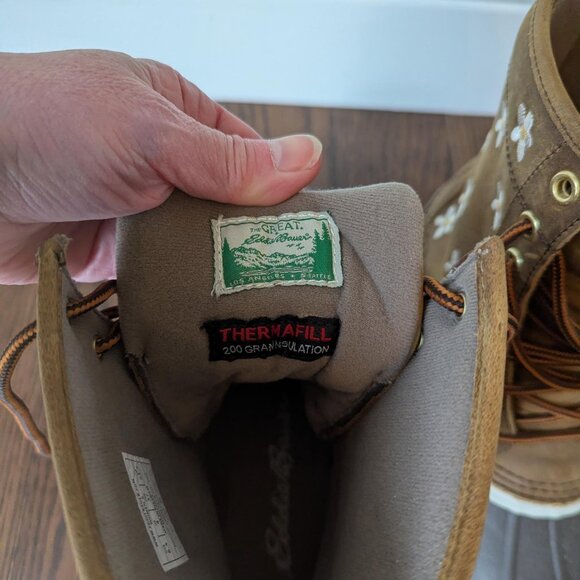 Women's The Great. + Eddie Bauer The Embroidered Daisy Hunt Pac Boot - Picture 8 of 11